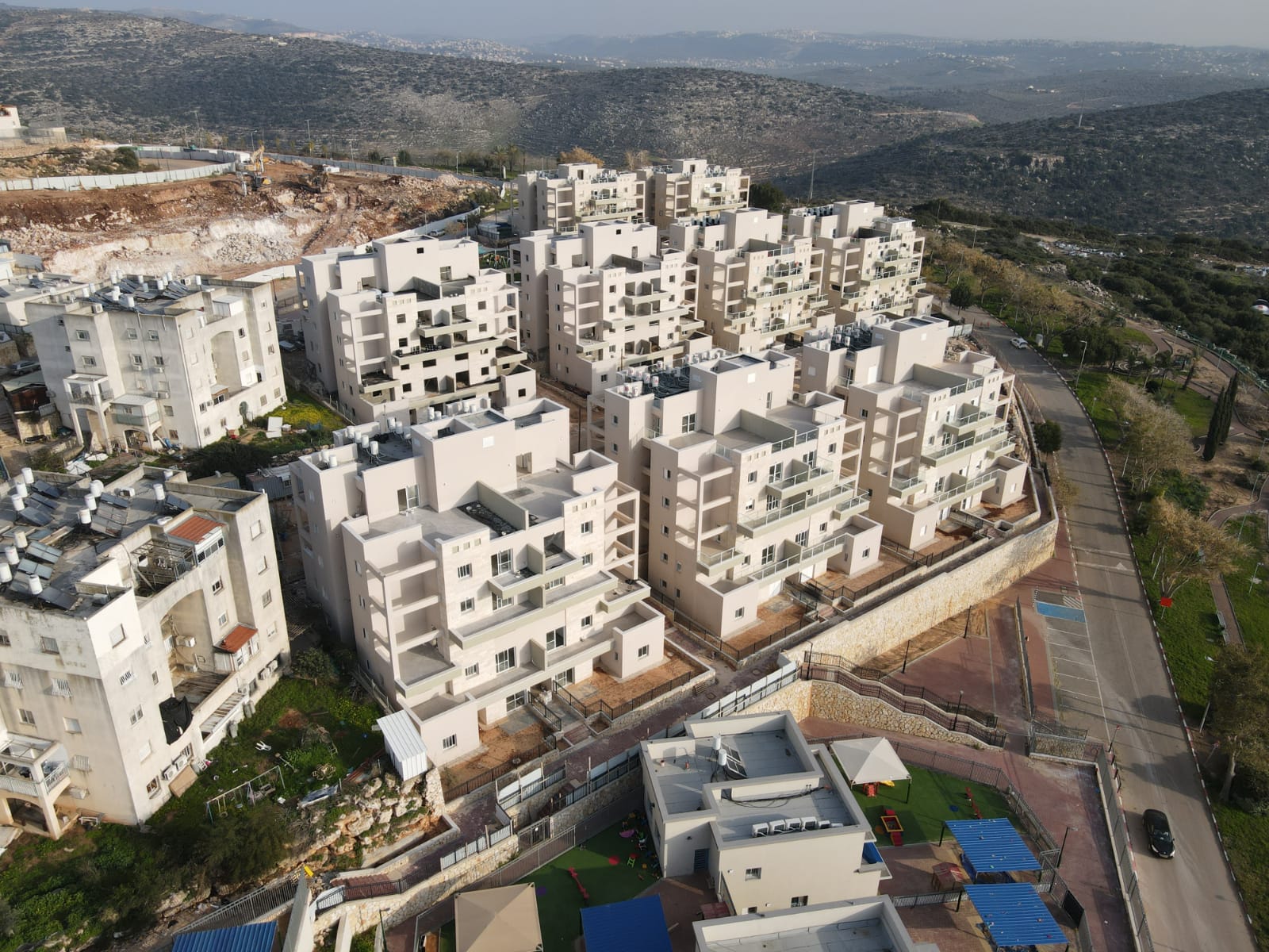 החיים עצמם